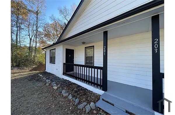 203 Glendale Ct in Stockbridge, GA - Building Photo