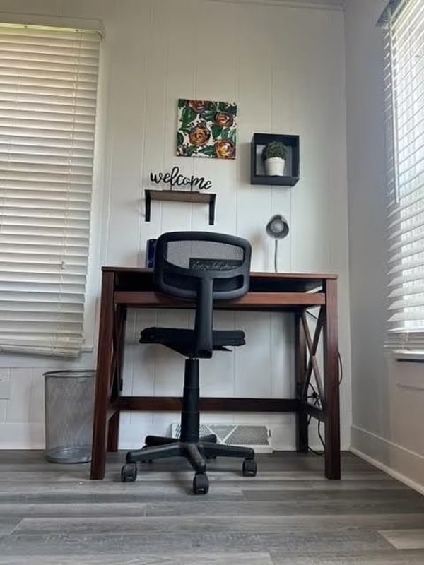 1205 N Park Ave in Herrin, IL - Foto de edificio - Building Photo