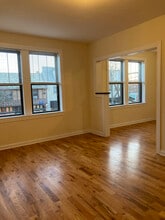 338 Tudor Ct in Glencoe, IL - Foto de edificio - Building Photo