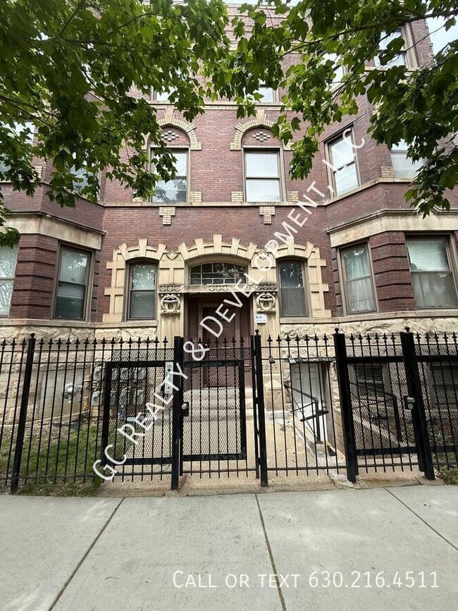 property at 2548 W Washington Blvd