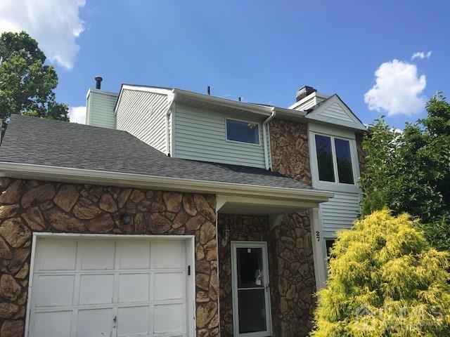 property at 27 Jeffrey Cir