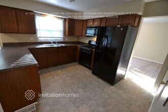 1212 Lehnertz Cir in Aurora, IL - Building Photo - Building Photo