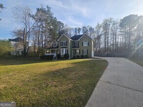24 Springfield Dr in Newnan, GA - Building Photo - Building Photo