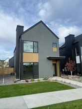2957 S 27th Ave in Bozeman, MT - Building Photo - Building Photo