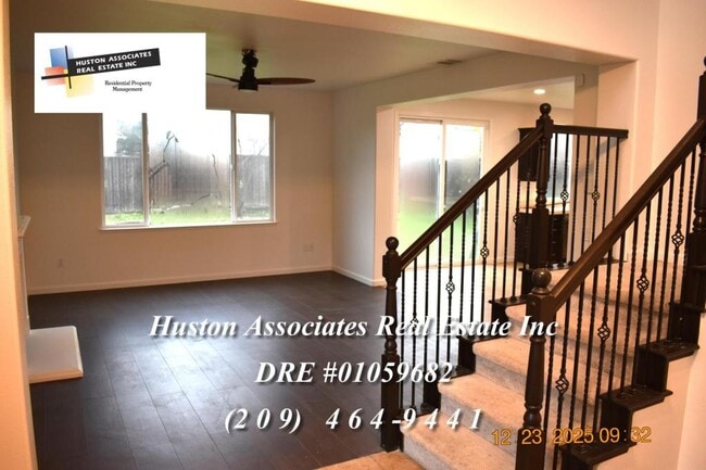 5953 Pebblestone Way in Stockton, CA - Building Photo - Building Photo