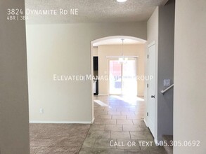 3824 Dynamite Rd NE in Rio Rancho, NM - Building Photo - Building Photo