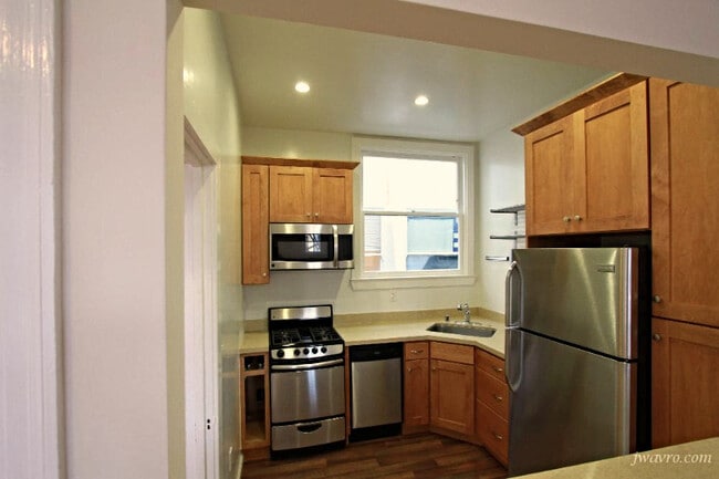 2426 Mission St in San Francisco, CA - Building Photo - Building Photo