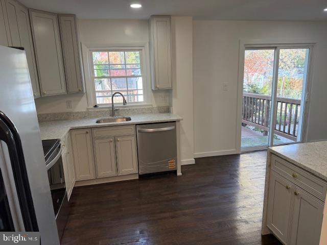 2906 East Side Dr in Alexandria, VA - Building Photo