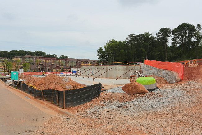 Retreat at Mills Creek in Scottdale, GA - Foto de edificio - Other