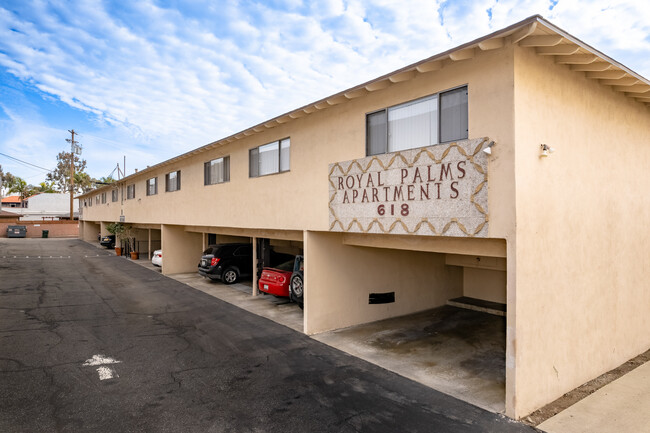 Royal Palms in Glendora, CA - Building Photo - Building Photo