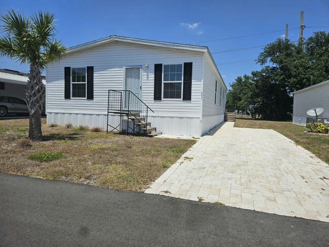 property at 6631 Hidden Oaks Dr