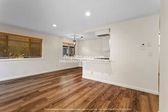 325 SE 32nd Ave in Portland, OR - Building Photo - Building Photo