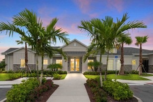 Tavalo Tradition in Port St. Lucie, FL - Building Photo