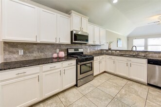 5993835855 A in Rosharon, TX - Building Photo - Building Photo