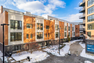 Alcove Wicker Park in Chicago, IL - Building Photo - Building Photo