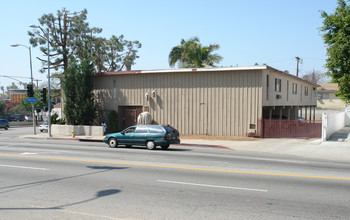 567 S Wilton Pl in Los Angeles, CA - Building Photo - Building Photo