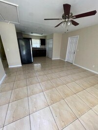 377 Baysinger Ave photo'