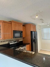 9881 Nob Hill Ln in Sunrise, FL - Building Photo - Building Photo