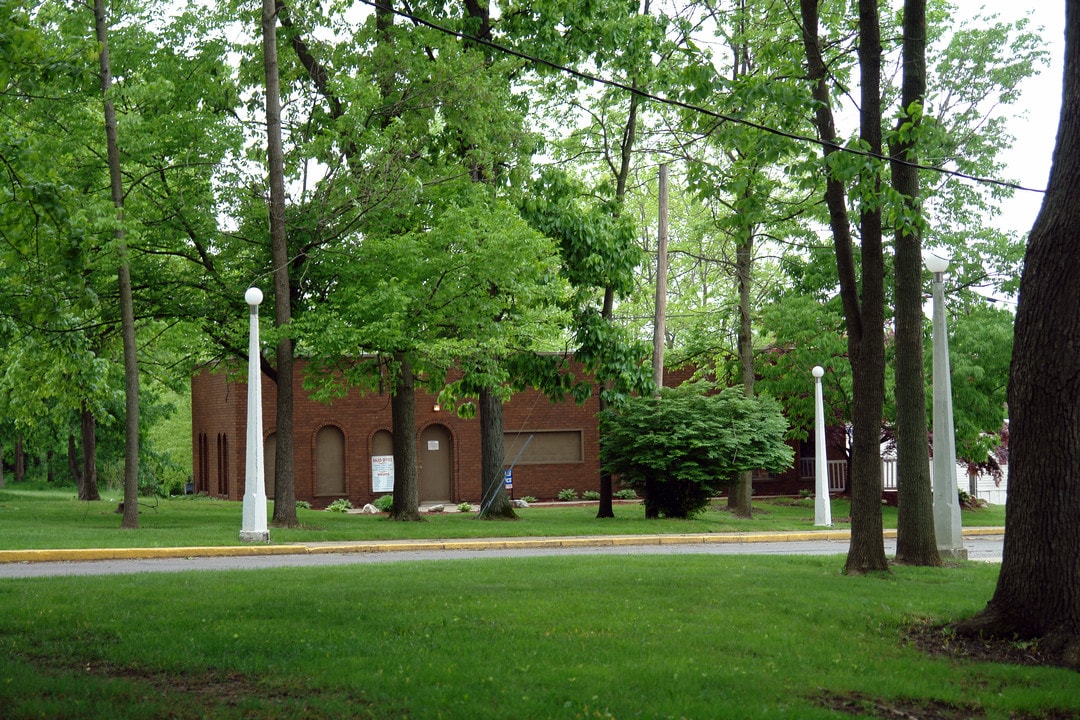 Whispering Sands Trailer Park in Valparaiso, IN - Building Photo