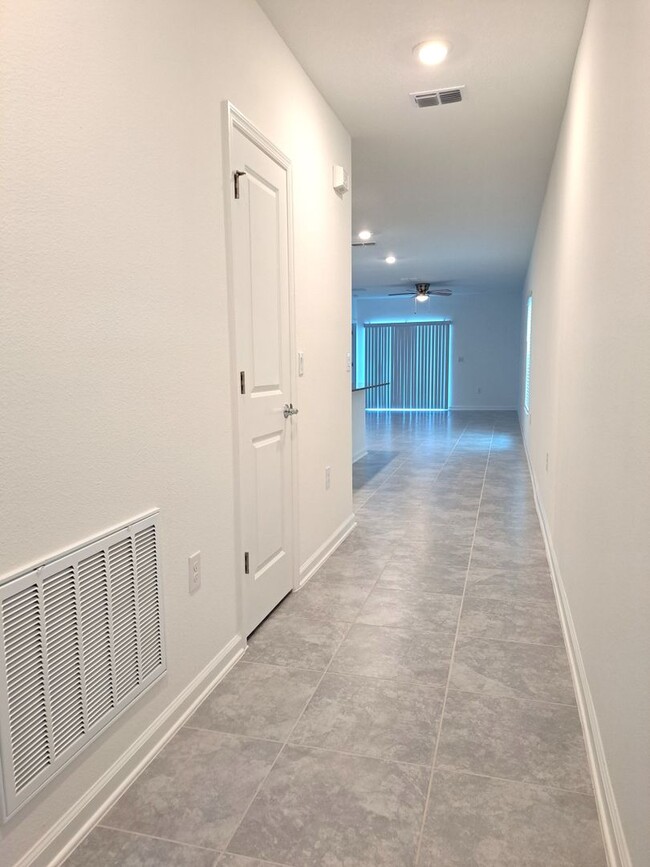 2701 Runners Cir in Clermont, FL - Building Photo - Building Photo