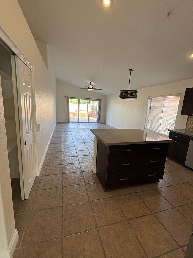 7260 E Softwind Dr in Scottsdale, AZ - Building Photo - Building Photo