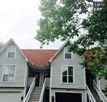 1037 Whitworth St in Jackson, MS - Building Photo