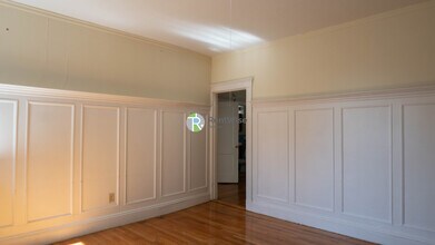 1126 Commonwealth Ave, Unit 5 in Boston, MA - Foto de edificio - Building Photo