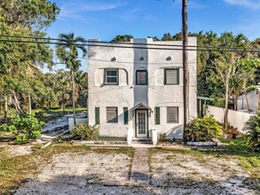 709 SW 4th Ct in Fort Lauderdale, FL - Building Photo - Primary Photo