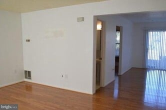 2905 Charredwood Dr, Unit 1719-O in District Heights, MD - Building Photo - Building Photo
