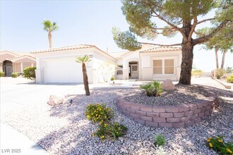 2348 Rumriver St in Las Vegas, NV - Building Photo - Building Photo