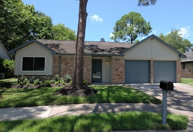 property at 13614 Salisbury Dr