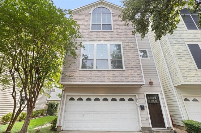 property at 1242 Prince St