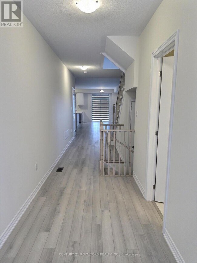 93 McGill Ave in Erin, ON - Building Photo - Building Photo