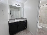 17018 Wilthorne Gardens Ct photo'