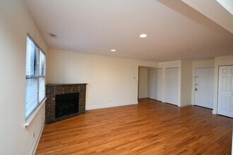 1711 W Jarvis Ave in Chicago, IL - Building Photo - Building Photo