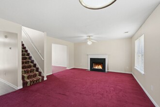 589 Wren Walk in Stone Mountain, GA - Foto de edificio - Building Photo