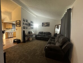 5879 S Oak St in Littleton, CO - Building Photo - Building Photo
