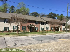 301-305 Hinsdale Ave in Fayetteville, NC - Building Photo - Other