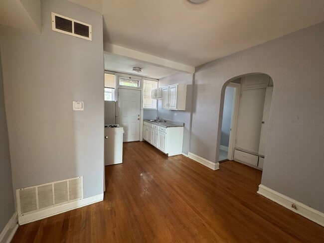 7125 Stanley Ave, Unit G2
