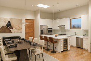 112 Valle Sereno in Santa Fe, NM - Building Photo