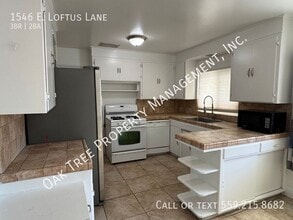 1546 E Loftus Ln in Fresno, CA - Building Photo - Building Photo