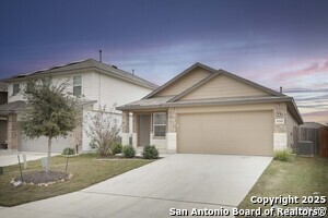 4215 Gossan Spgs in San Antonio, TX - Building Photo - Building Photo