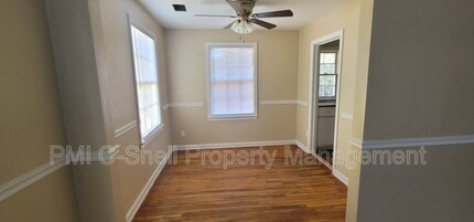 302 Rue Max St in Pensacola, FL - Building Photo - Building Photo