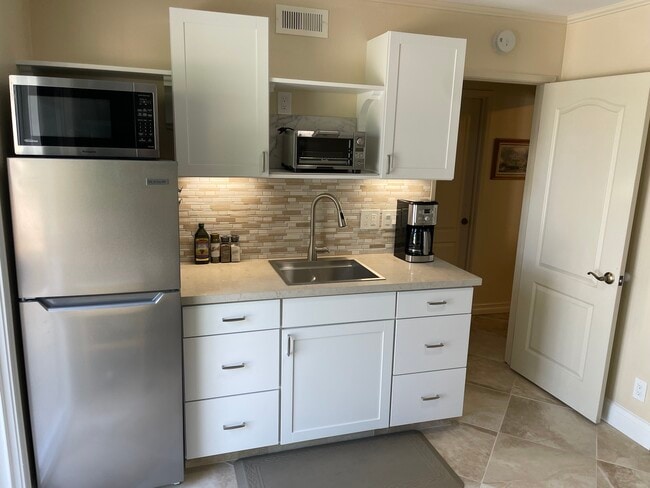 property at 2414 Sonora Ct