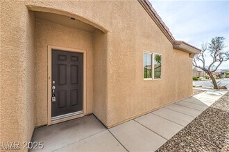 3520 Kittiwake Rd in North Las Vegas, NV - Building Photo - Building Photo