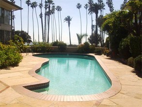 633 Ocean Ave in Santa Monica, CA - Foto de edificio - Interior Photo
