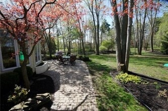 62 Pinelake Dr in Buffalo, NY - Building Photo - Building Photo
