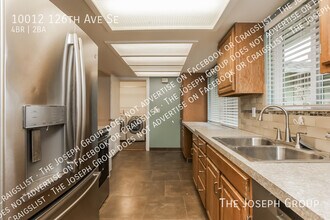 10012 126th Ave SE in Renton, WA - Building Photo - Building Photo