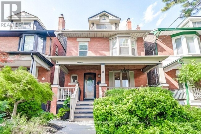 property at 8 Wolfrey Ave