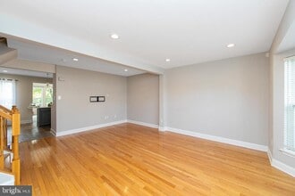 156 Liberty Way in Deptford, NJ - Building Photo - Building Photo